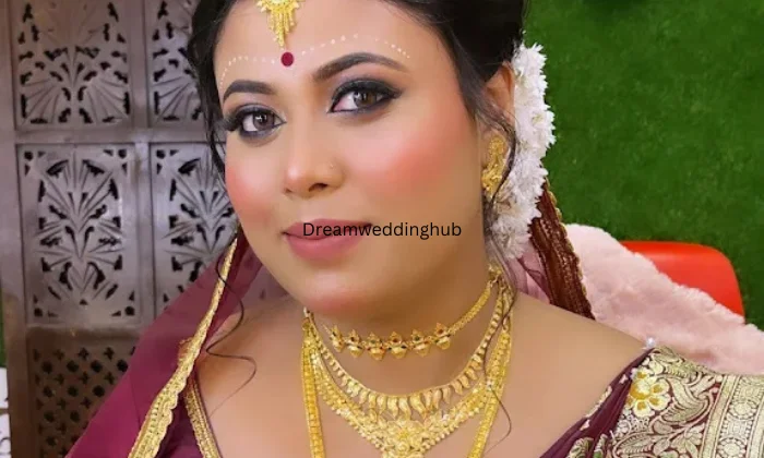 Happy beauty and makeup studio